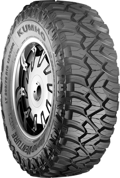 Kumho MT71 tire