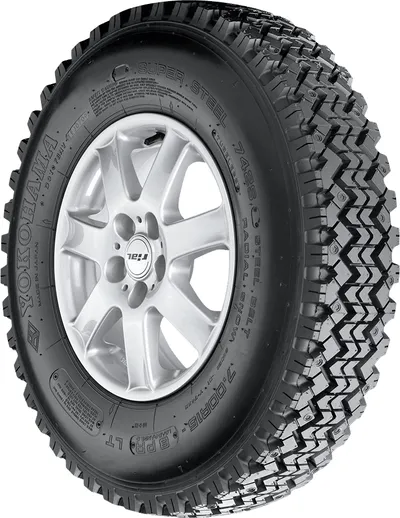 Yokohama Y742S tire
